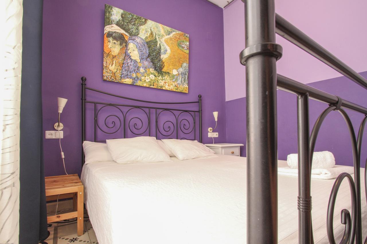 Hostal Las Acacias Malaga Exterior photo